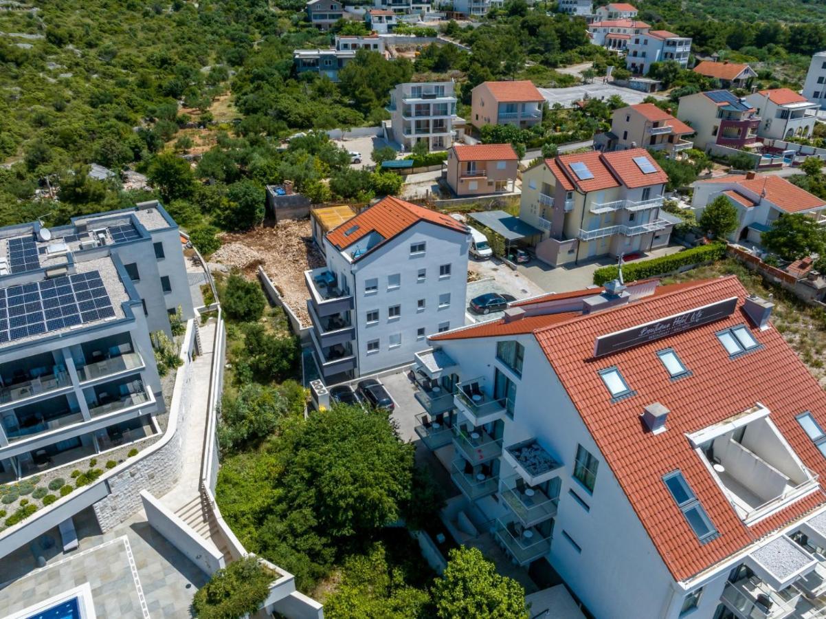 Carpe Diem Luxury Apartments Rogoznica  Exterior photo