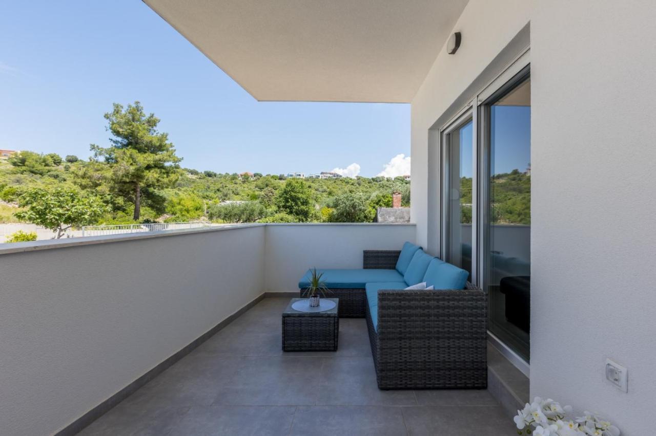 Carpe Diem Luxury Apartments Rogoznica  Exterior photo