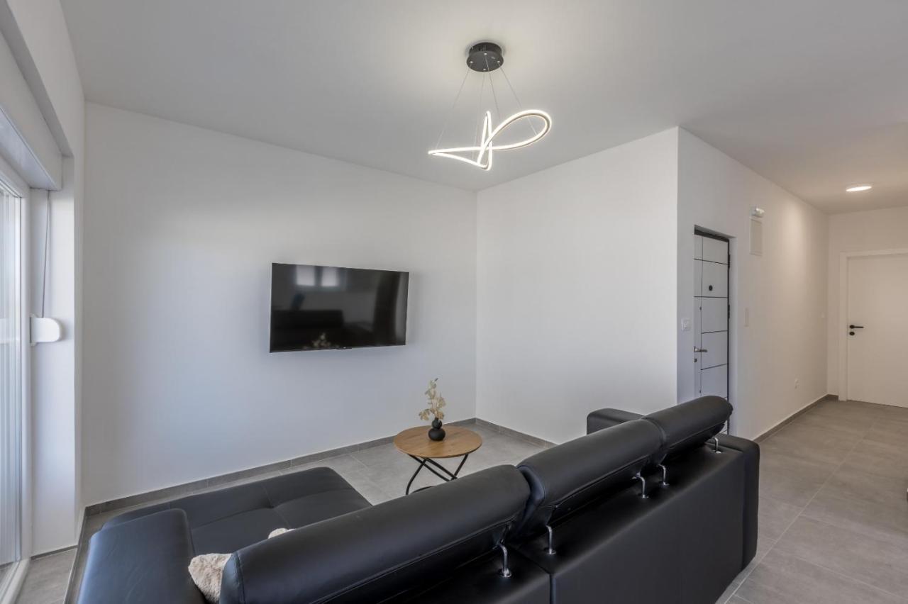 Carpe Diem Luxury Apartments Rogoznica  Exterior photo